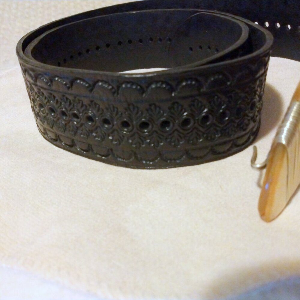 Moroccan Handmade Leather Belt w/Horn-Look Buckle Boho Chic Western Southwestern - Picture 2 of 7